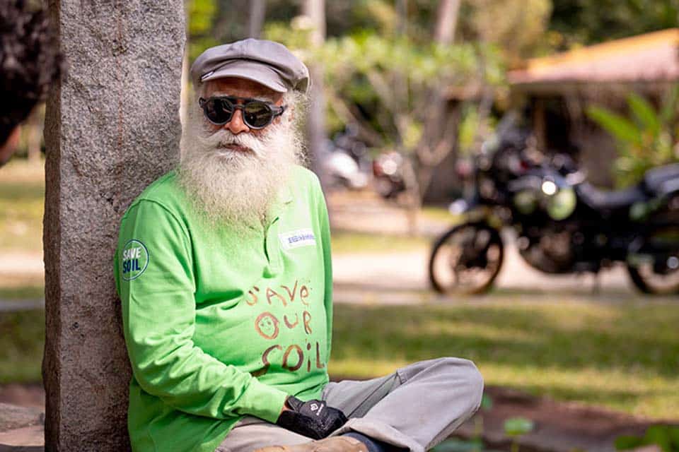 سادگورو save soil